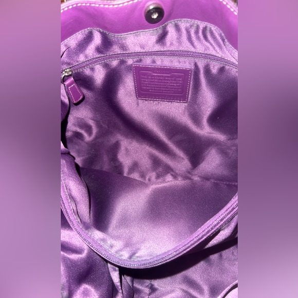 Purple Penelope Coach Signature Tote Bag - Picture 3 of 8
